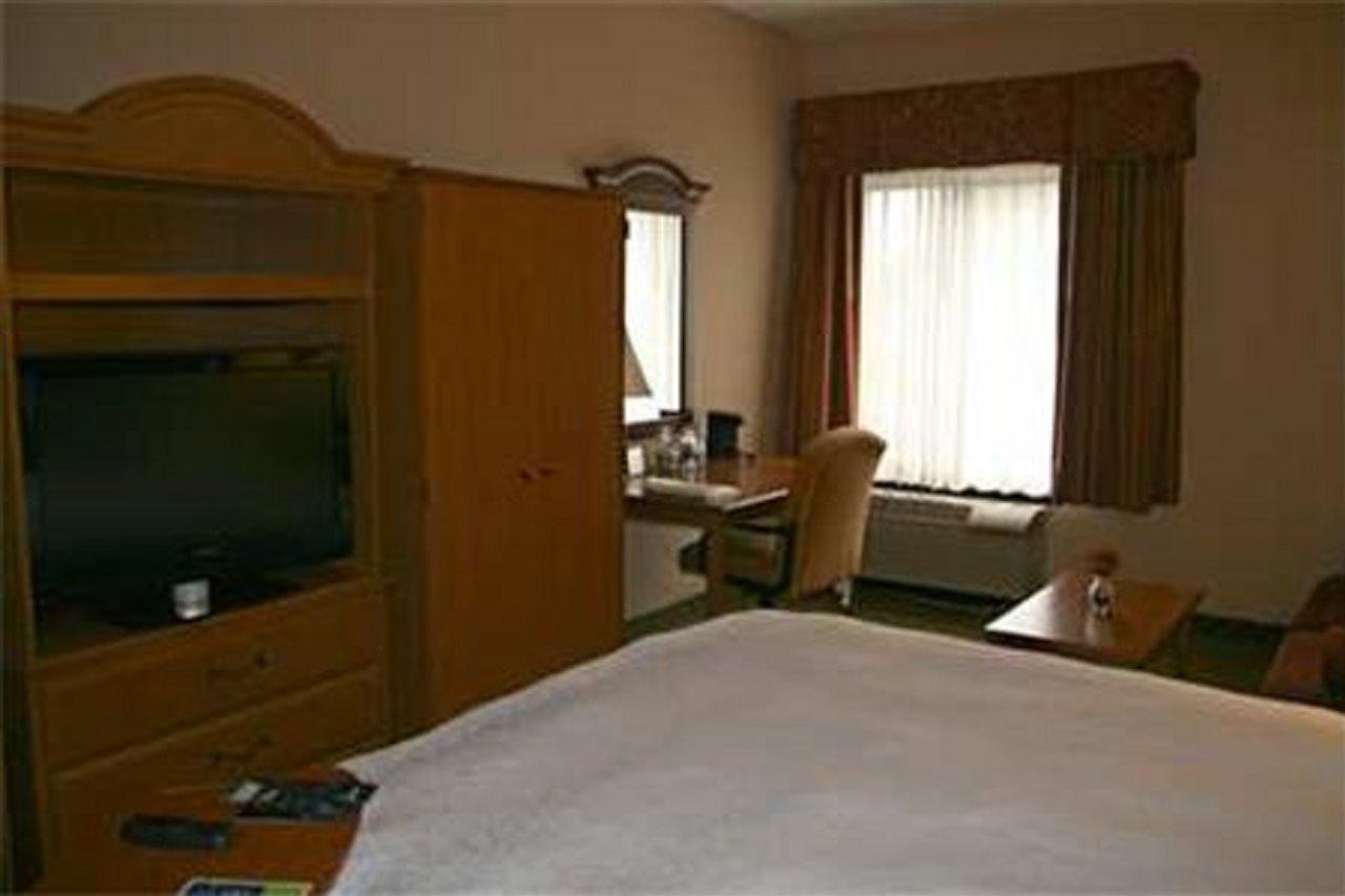 Hampton Inn Eau Claire Εξωτερικό φωτογραφία