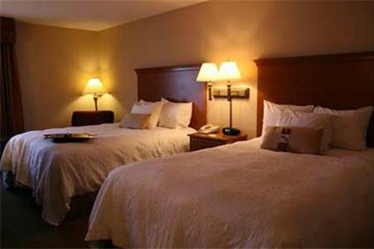 Hampton Inn Eau Claire Εξωτερικό φωτογραφία