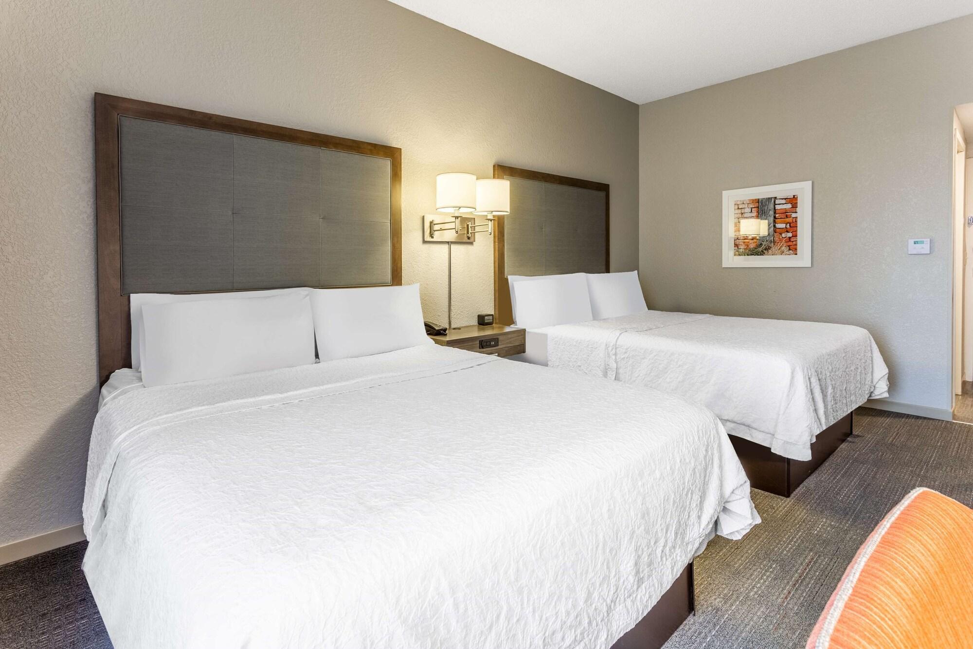 Hampton Inn Eau Claire Εξωτερικό φωτογραφία